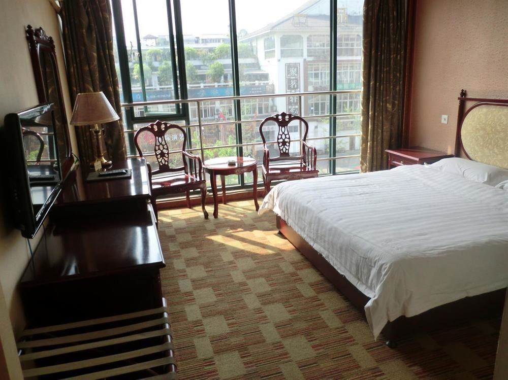 Huayu South City Hotel Wenjiang ภายนอก รูปภาพ