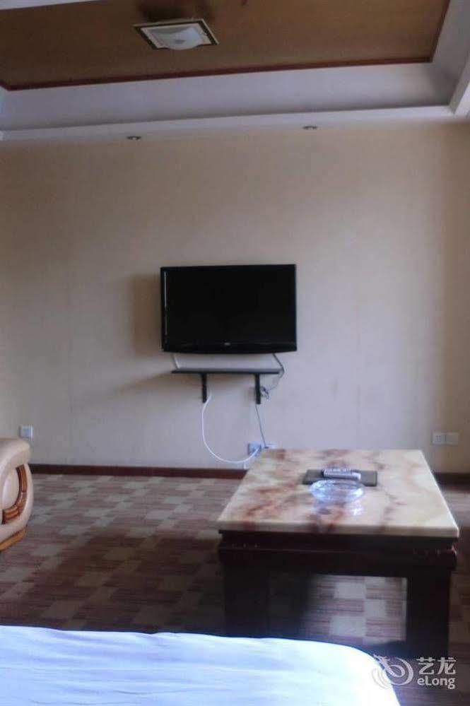 Huayu South City Hotel Wenjiang ภายนอก รูปภาพ